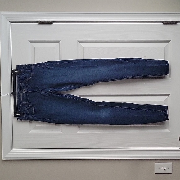 Decree Women's Skinny Jeans - Picture 1 of 13